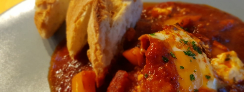 Rezept: Shakshuka à la Hardy Sylvester, Krimi-Ermittler wider Willen